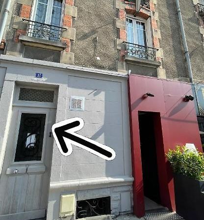 Hyper Centre : Appart Ancien Renove / Tout Confort クレルモン・フェラン エクステリア 写真